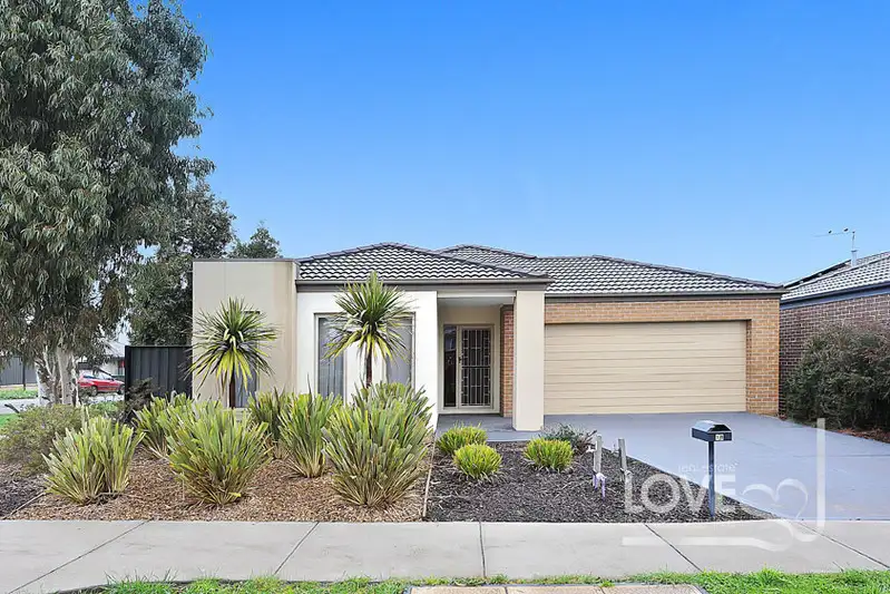 Main view of Homely house listing, 18 Watergum Avenue, Craigieburn VIC 3064