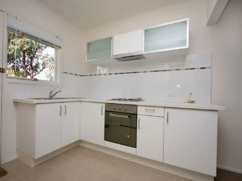 Main view of Homely townhouse listing, 32 Austral Crescent, Baxter VIC 3911