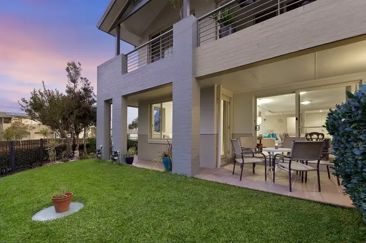 4/2 Fantail Avenue, Warriewood NSW 2102