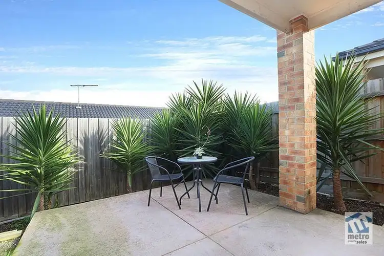 Sixth view of Homely house listing, 14 Alapont Close, Pakenham VIC 3810