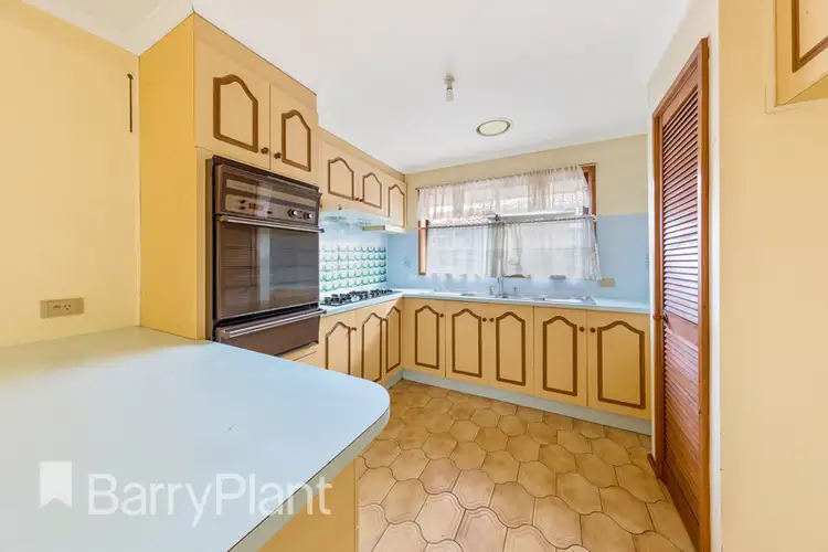 Fourth view of Homely house listing, 10 Baron Court, Kings Park VIC 3021