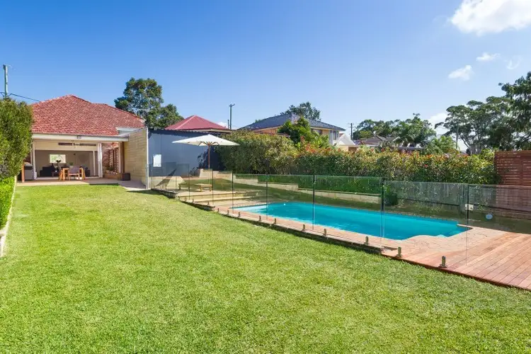 37 Arcadia Avenue, Gymea Bay NSW 2227