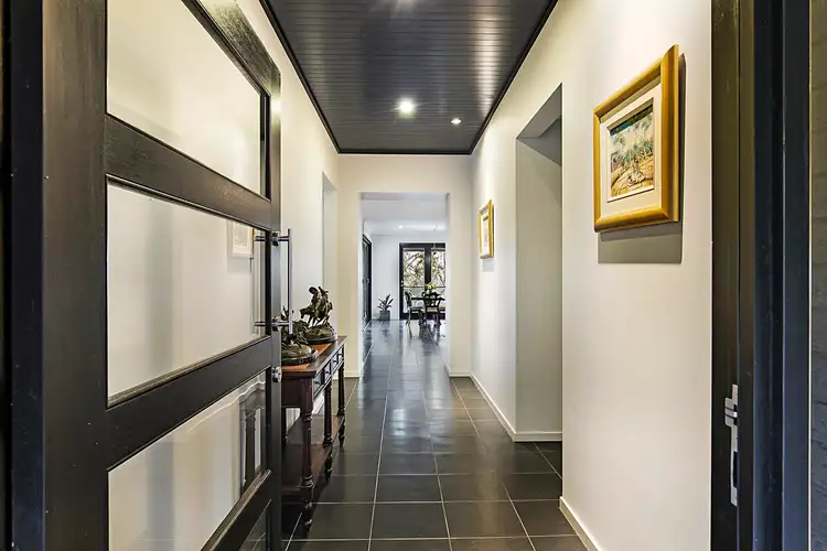 Second view of Homely house listing, 4 Graham Court, Hodgson Vale QLD 4352