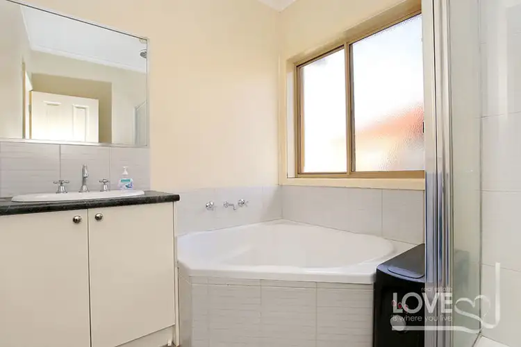 Fourth view of Homely unit listing, 2/7 Oulton Crescent, Reservoir VIC 3073