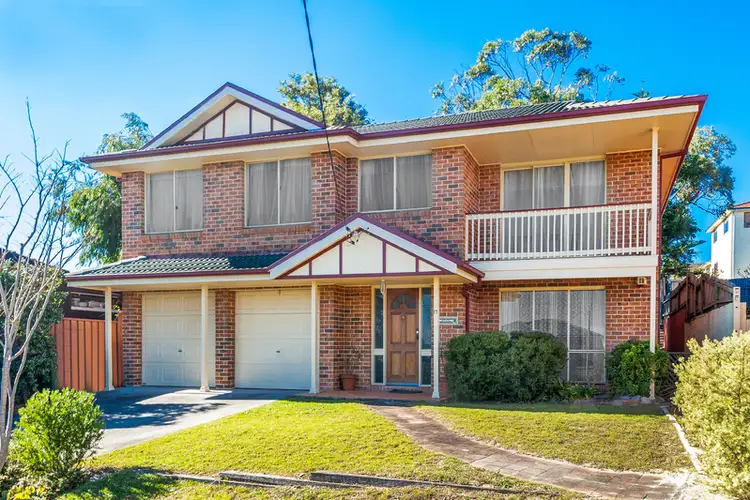 17 Lasseter Avenue, Chifley NSW 2036