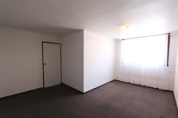 Fifth view of Homely apartment listing, 3/16 Forrest Street, Sunshine VIC 3020