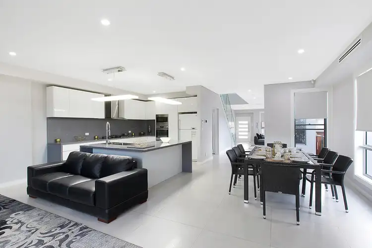 Fourth view of Homely semi-detached listing, 1/28 Cadda Ridge Drive, Caddens NSW 2747