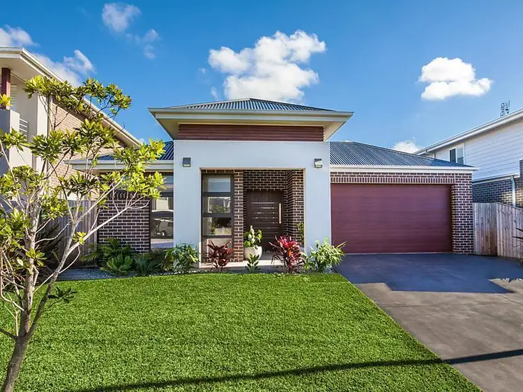 Second view of Homely house listing, 20 Samuel Close, Thirroul NSW 2515