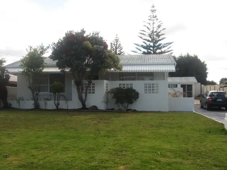 Second view of Homely house listing, 17 June Road, Safety Bay WA 6169