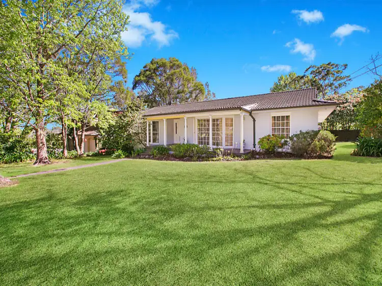 10 Acron Road, St Ives NSW 2075