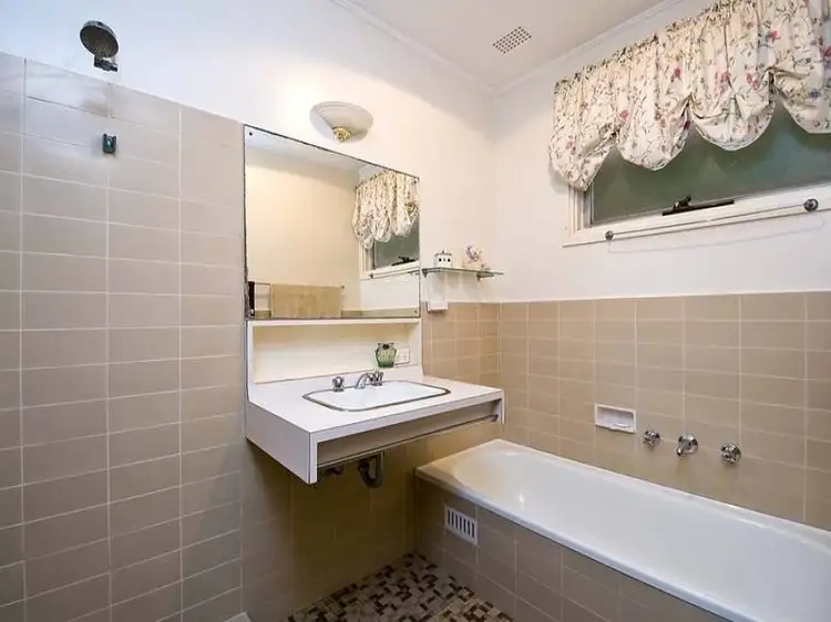Fifth view of Homely house listing, 4 Fiona Avenue, Wahroonga NSW 2076