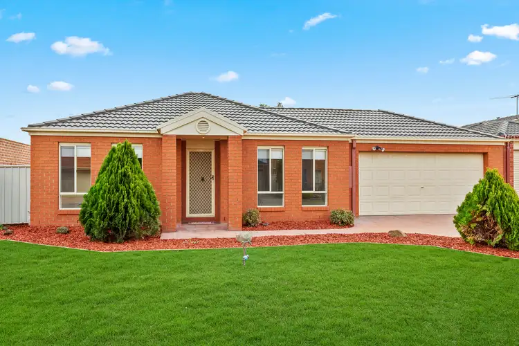 5 Brewster Way, Taylors Hill VIC 3037