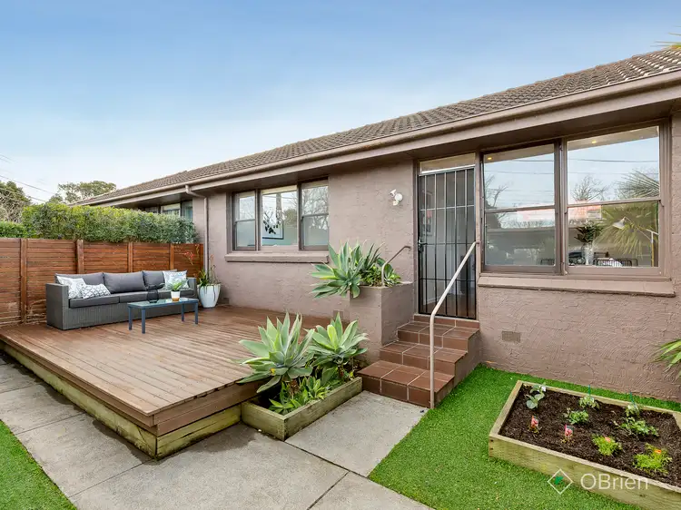 2/23 Como Parade East, Mentone VIC 3194