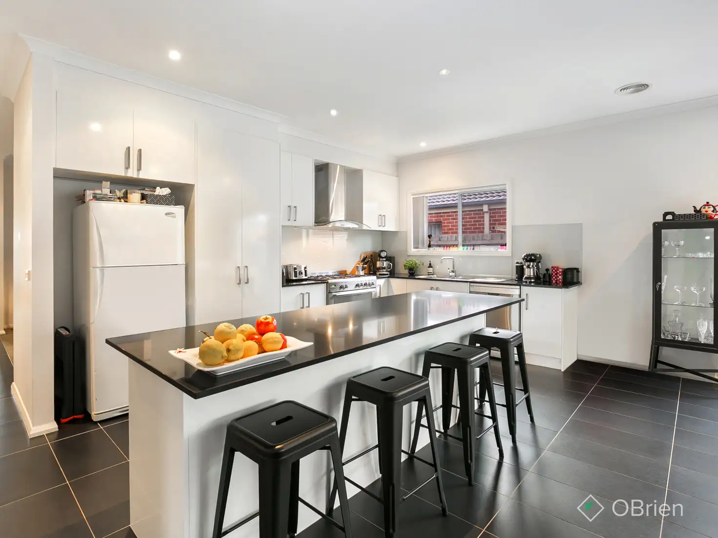 Main view of Homely house listing, 40 Malua Circuit, Sandhurst VIC 3977