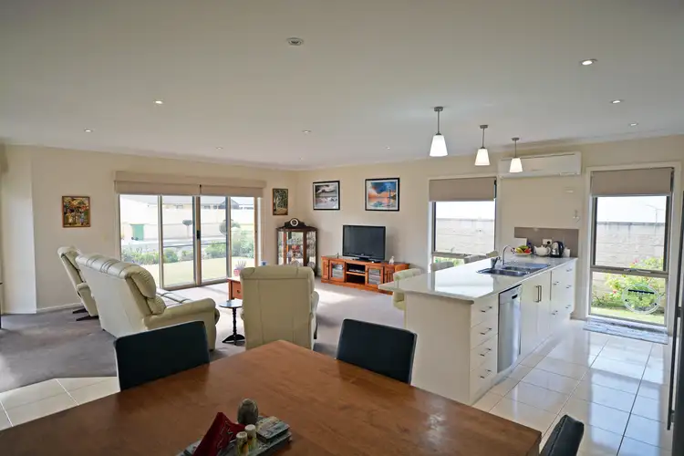 Fourth view of Homely house listing, 1 Seacliff Place, Portland VIC 3305