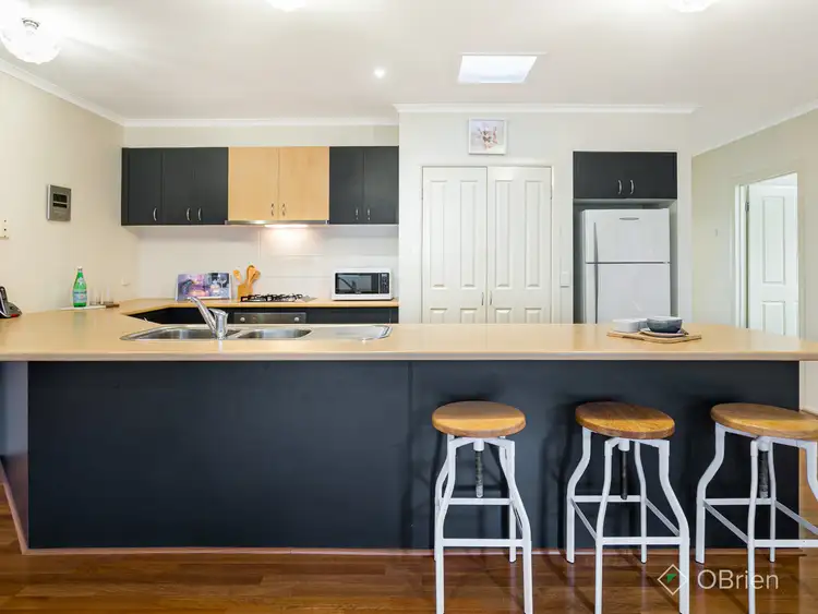 Sixth view of Homely house listing, 8 Sweet Gum Place, Sandhurst VIC 3977