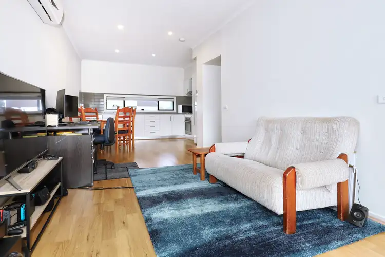 Fifth view of Homely townhouse listing, 21 Alexander Circuit, Craigieburn VIC 3064