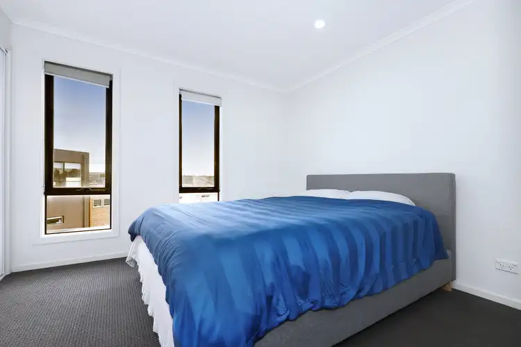 Seventh view of Homely townhouse listing, 21 Alexander Circuit, Craigieburn VIC 3064