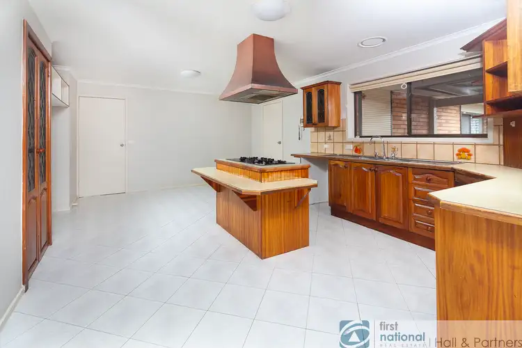 Sixth view of Homely house listing, 52 Georgette Crescent, Endeavour Hills VIC 3802