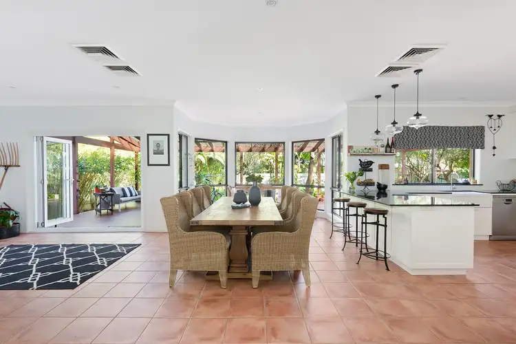 5 Cannons Parade, Forestville NSW 2087