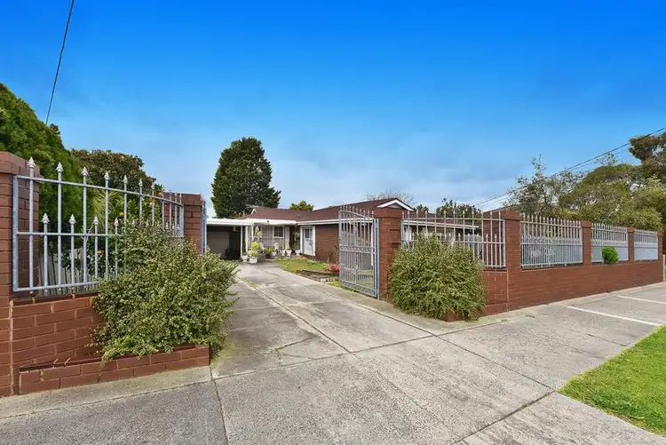 144 Lawrence Road, Mount Waverley VIC 3149
