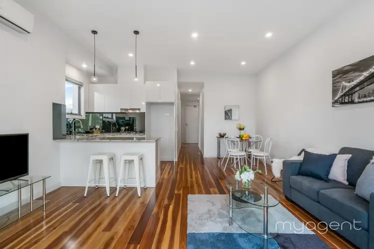 Third view of Homely apartment listing, 14/3 Wimport Street, Heidelberg VIC 3084