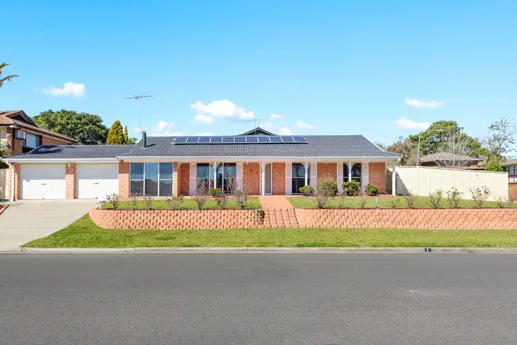 1 Fairlight Place, Woodbine NSW 2560