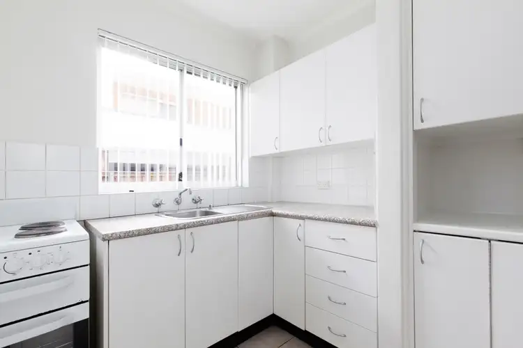 Fifth view of Homely apartment listing, 2/12 Wheeler Parade, Dee Why NSW 2099