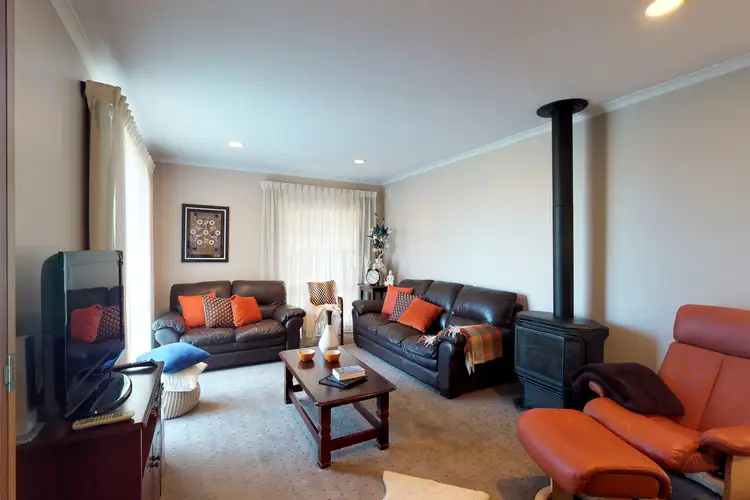 Fourth view of Homely house listing, 4 Mayfair Court, Traralgon VIC 3844