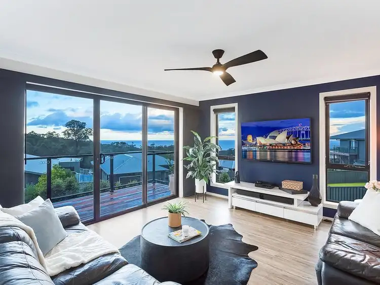 8 Gannet Court, Mirador NSW 2548