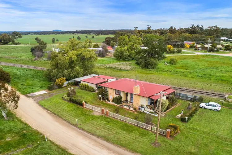 Second view of Homely house listing, 10 Tivey Street, Newstead VIC 3462
