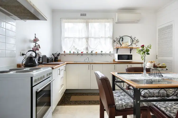 Fourth view of Homely house listing, 10 Tivey Street, Newstead VIC 3462