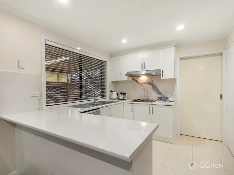 Fourth view of Homely house listing, 3 Randell Court, Mill Park VIC 3082