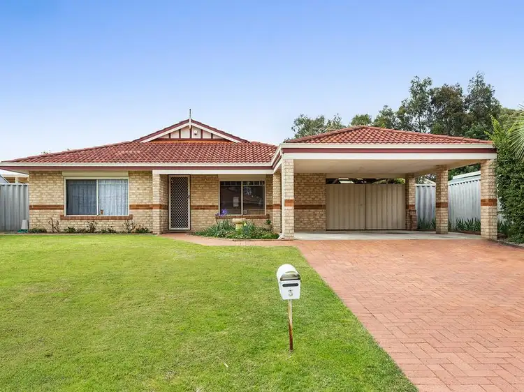 3 Kurrat Elbow, South Guildford WA 6055