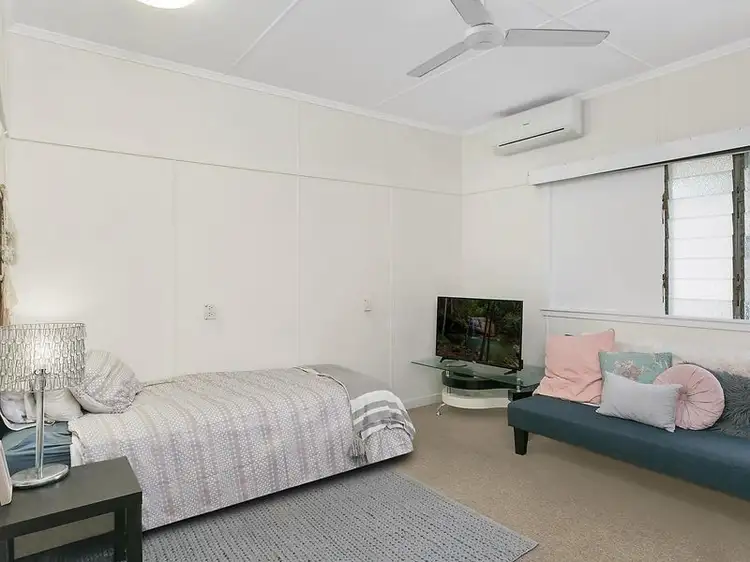 Fifth view of Homely block of units listing, 138 West Street, Allenstown QLD 4700