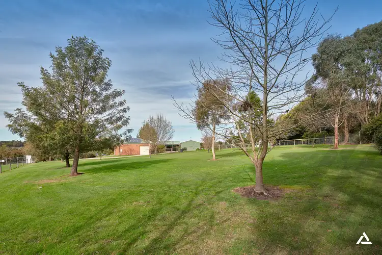 Fifth view of Homely house listing, 7 Huntingdon Court, Drouin VIC 3818