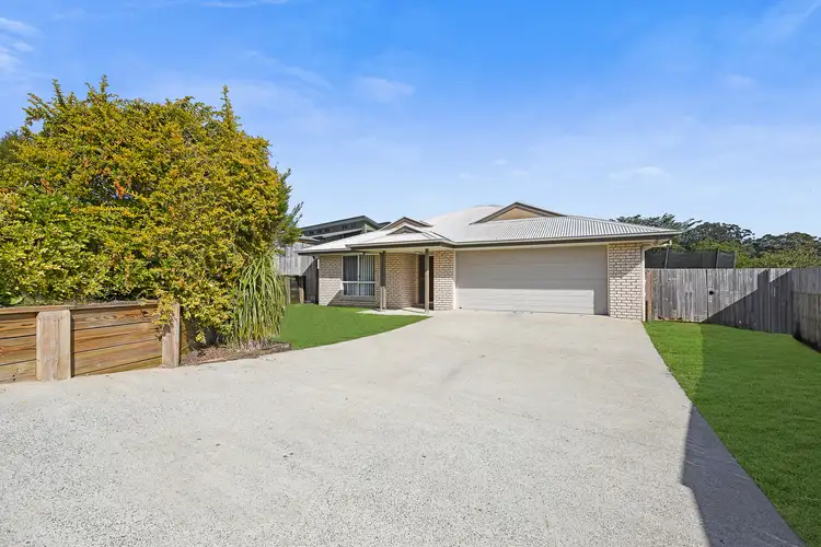 4 Cooee Court, Coes Creek QLD 4560