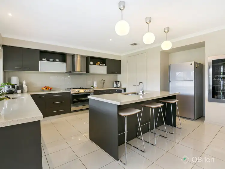 Second view of Homely house listing, 25 Whitewater Court, Sandhurst VIC 3977