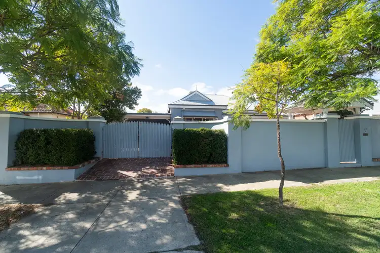 68A Raleigh Street, Carlisle WA 6101