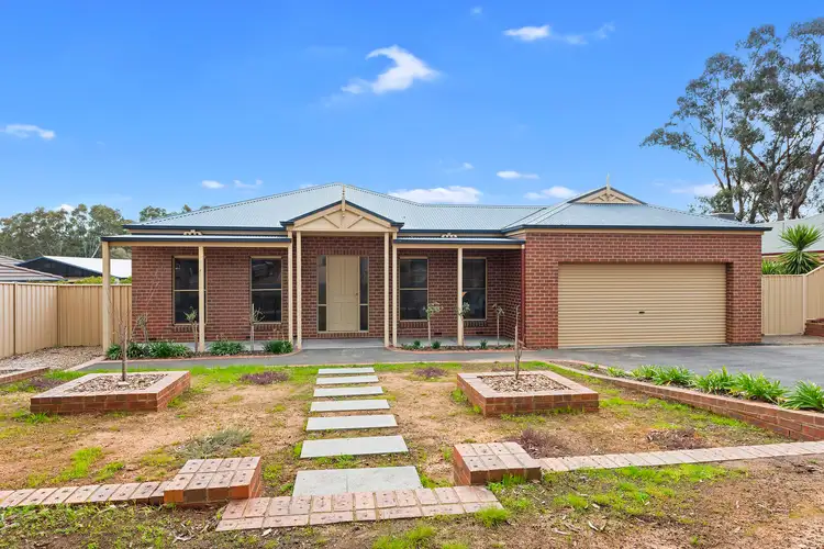 5 Kawana Drive, Maiden Gully VIC 3551