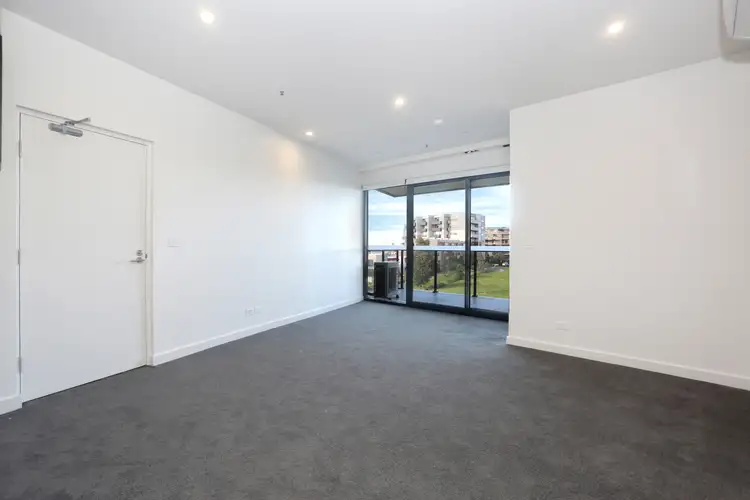 105/88 La Scala Avenue
