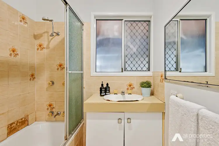 Sixth view of Homely house listing, 20 Yvonne Drive, Boronia Heights QLD 4124
