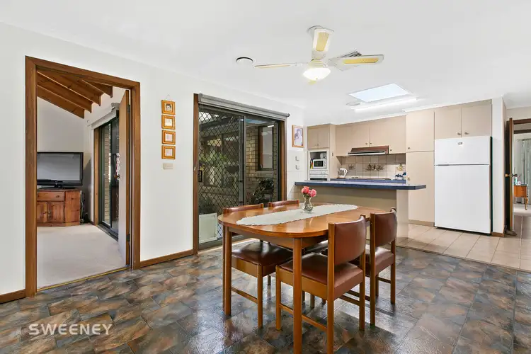 Fourth view of Homely house listing, 8 Ventnor Place, Keilor Downs VIC 3038