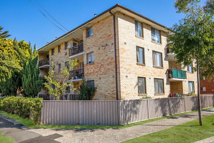 Third view of Homely apartment listing, 2/5 Longworth Avenue, Eastlakes NSW 2018