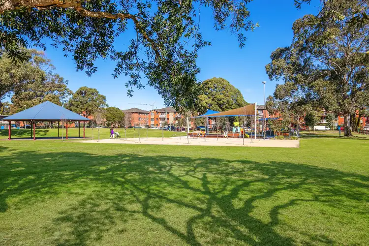 Fourth view of Homely apartment listing, 2/5 Longworth Avenue, Eastlakes NSW 2018