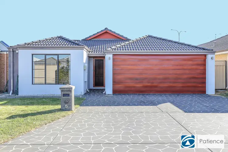 5 Nalgan Court, Carramar WA 6031