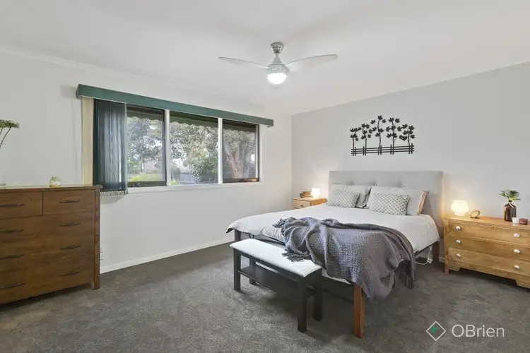 Sixth view of Homely house listing, 2 Airlie Grove, Seaford VIC 3198