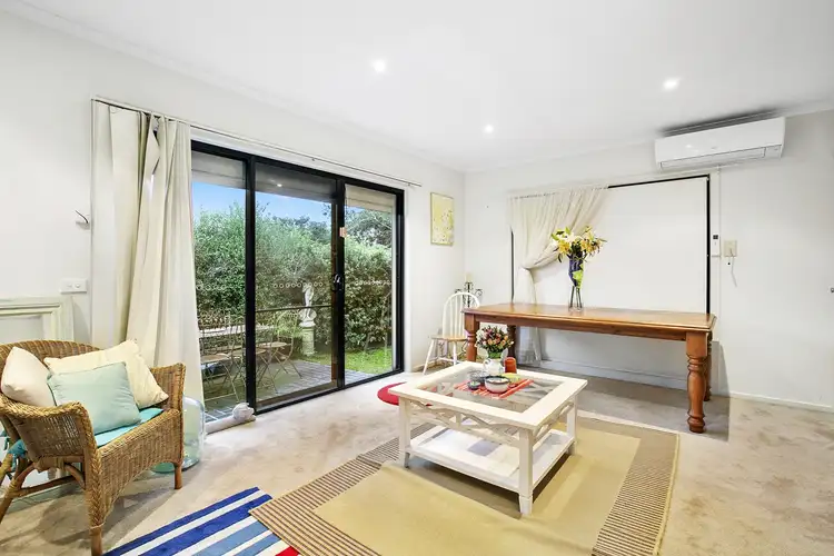Third view of Homely unit listing, 1/6 Reservoir Road, Frankston VIC 3199