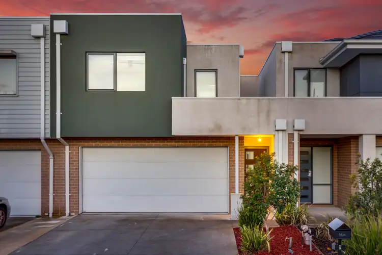 Main view of Homely townhouse listing, 9/6 Highwood Drive, Hillside VIC 3037