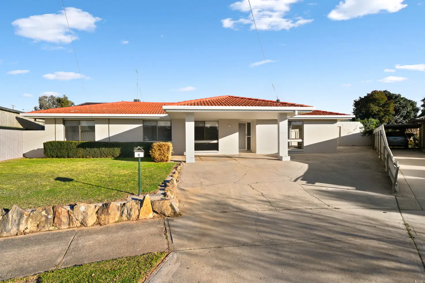 Main view of Homely house listing, 4 Diosma Court, Wodonga VIC 3690